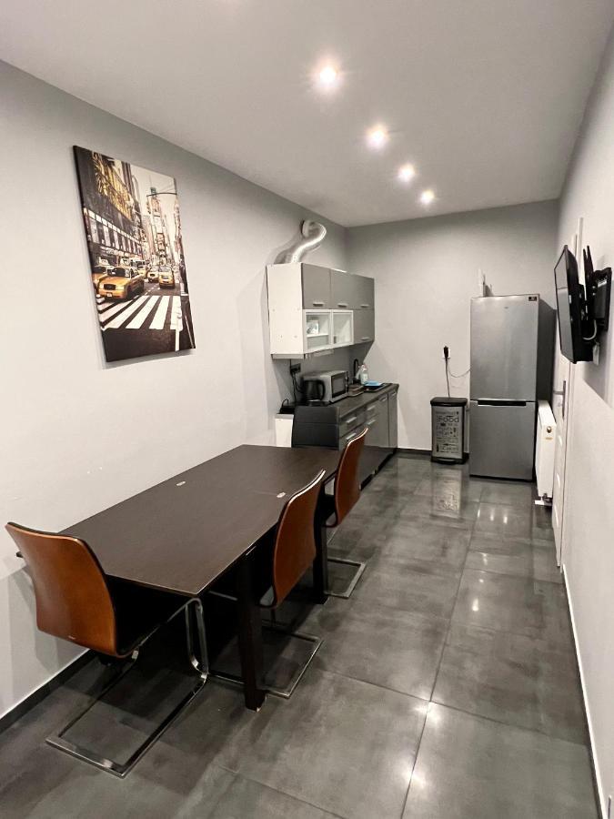 Apartment Good Z 3 Sypialniami Parking Lodz (Lodz)
