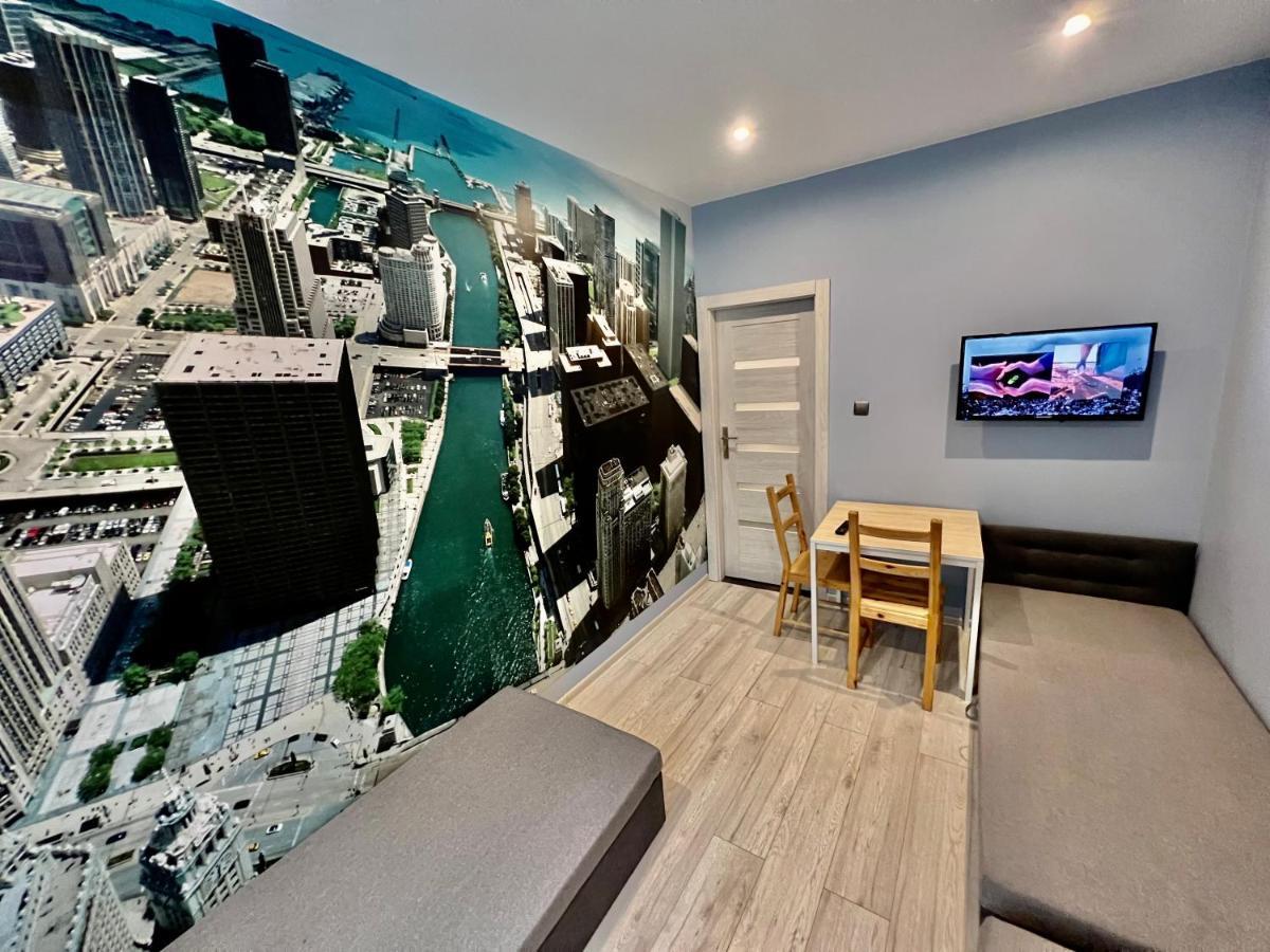 Apartment Good Z 3 Sypialniami Parking Lodz (Lodz)